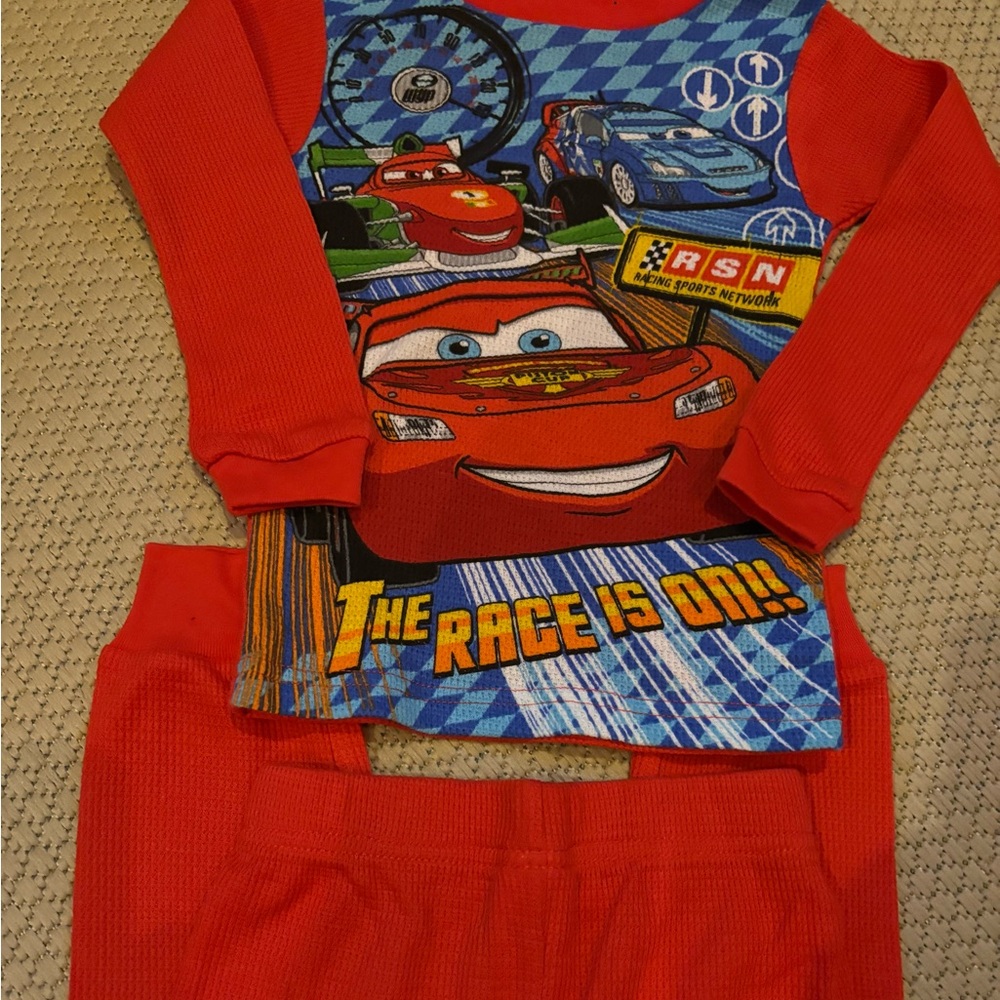 Pajamas Disney Pixar Cars boys new 4 red 60% cotton 40% polyester